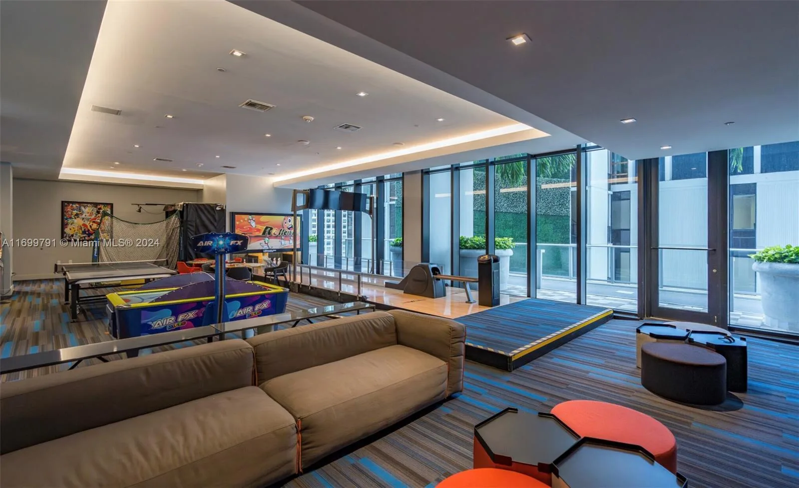 1010 Brickell Ave # 4408, Miami, FL 33131 photo 7