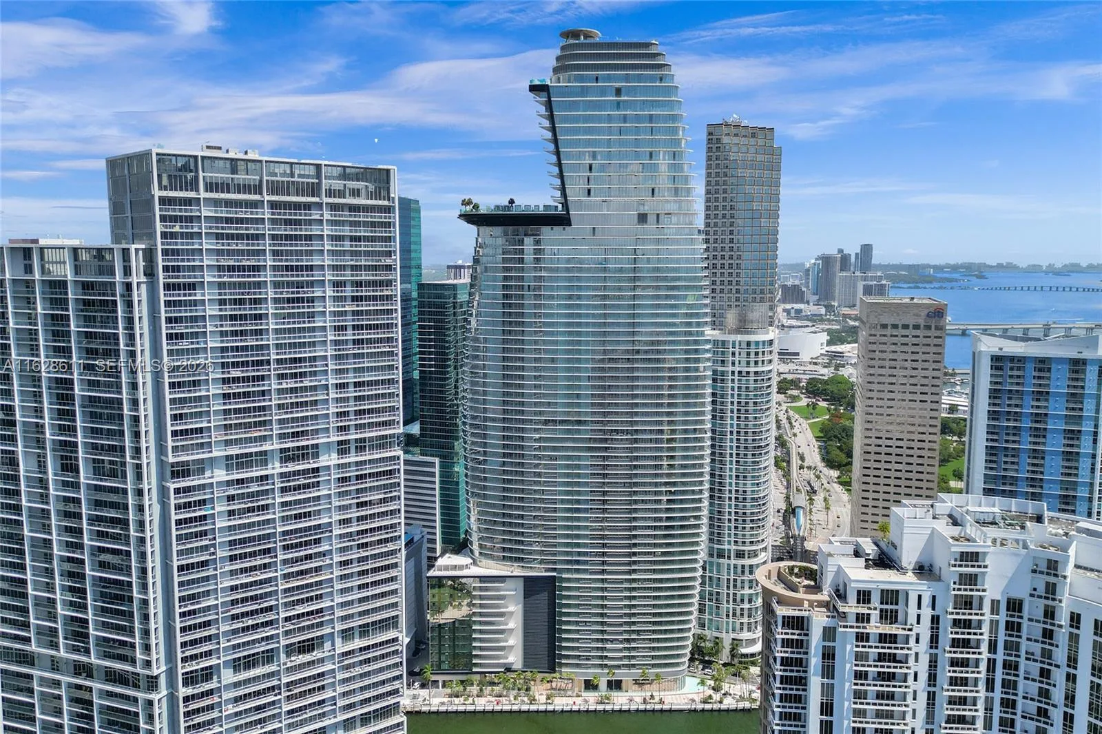 300 Biscayne Blvd Way # 1607, Miami, FL 33131
