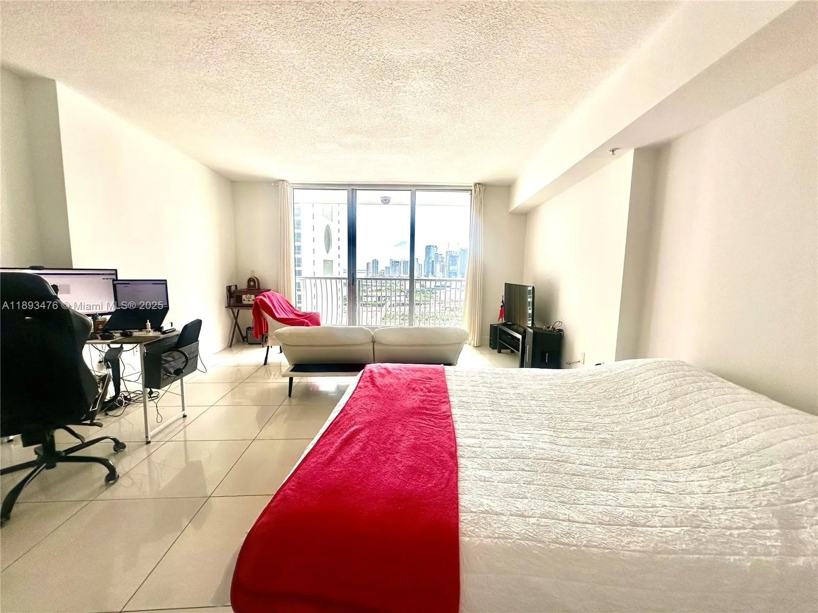 1750 N Bayshore Dr # 2808, Miami, FL 33132 photo 4