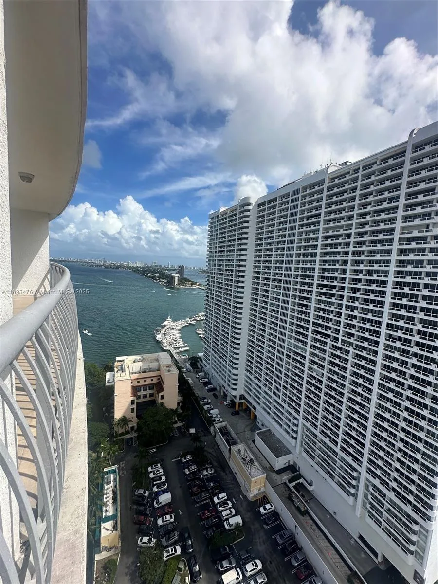 1750 N Bayshore Dr # 2808, Miami, FL 33132 photo 7