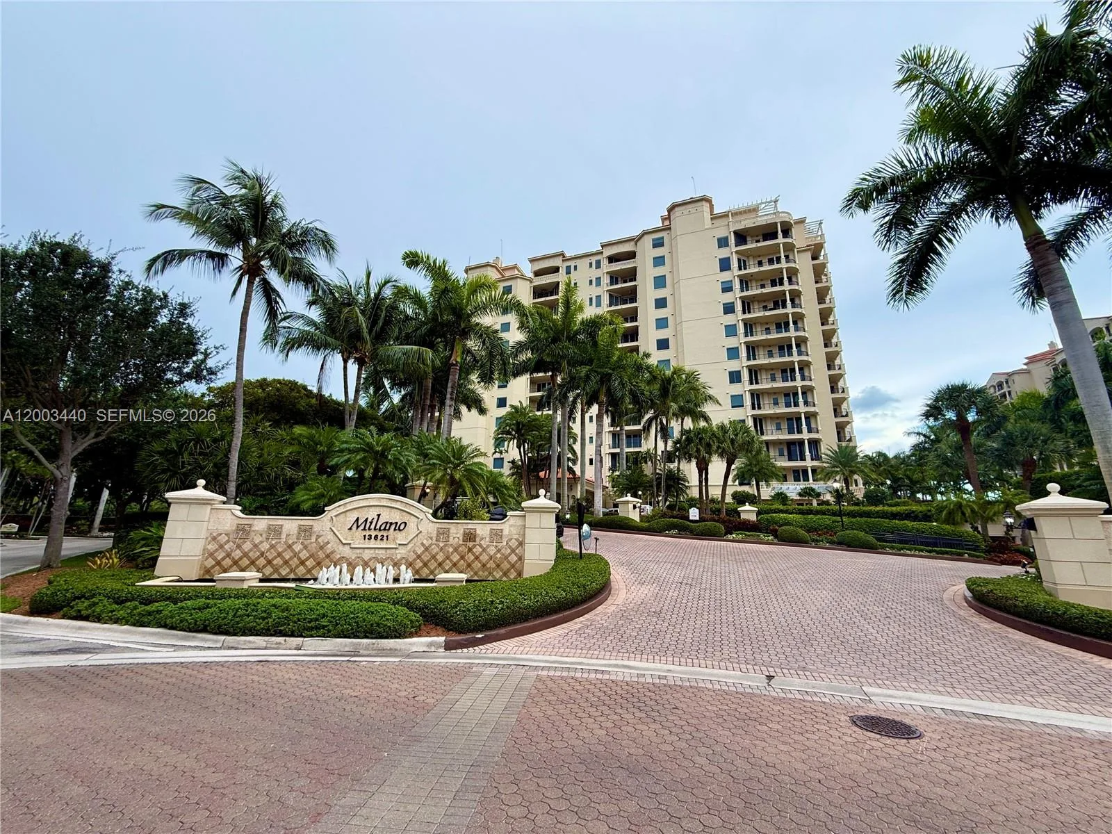 13621 Deering Bay Dr # 801, Coral Gables, FL 33158