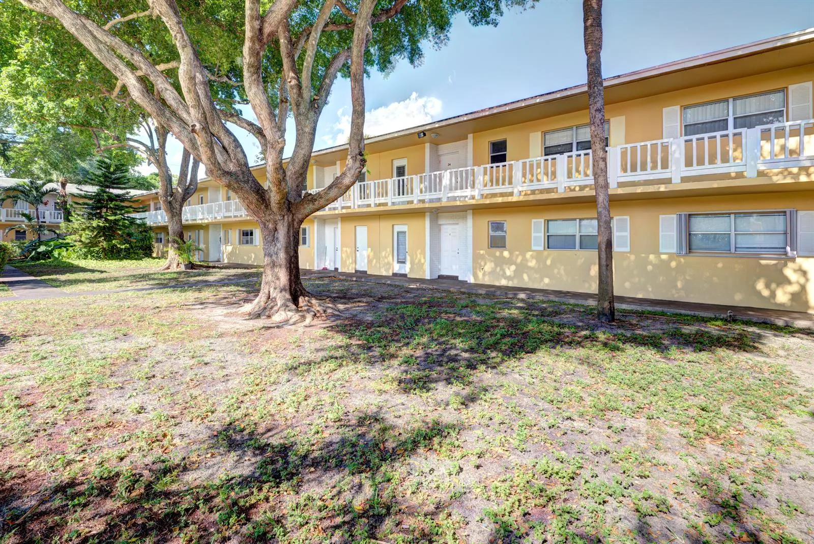 420 SE 2ND Avenue # 23, Deerfield Beach, FL 33441