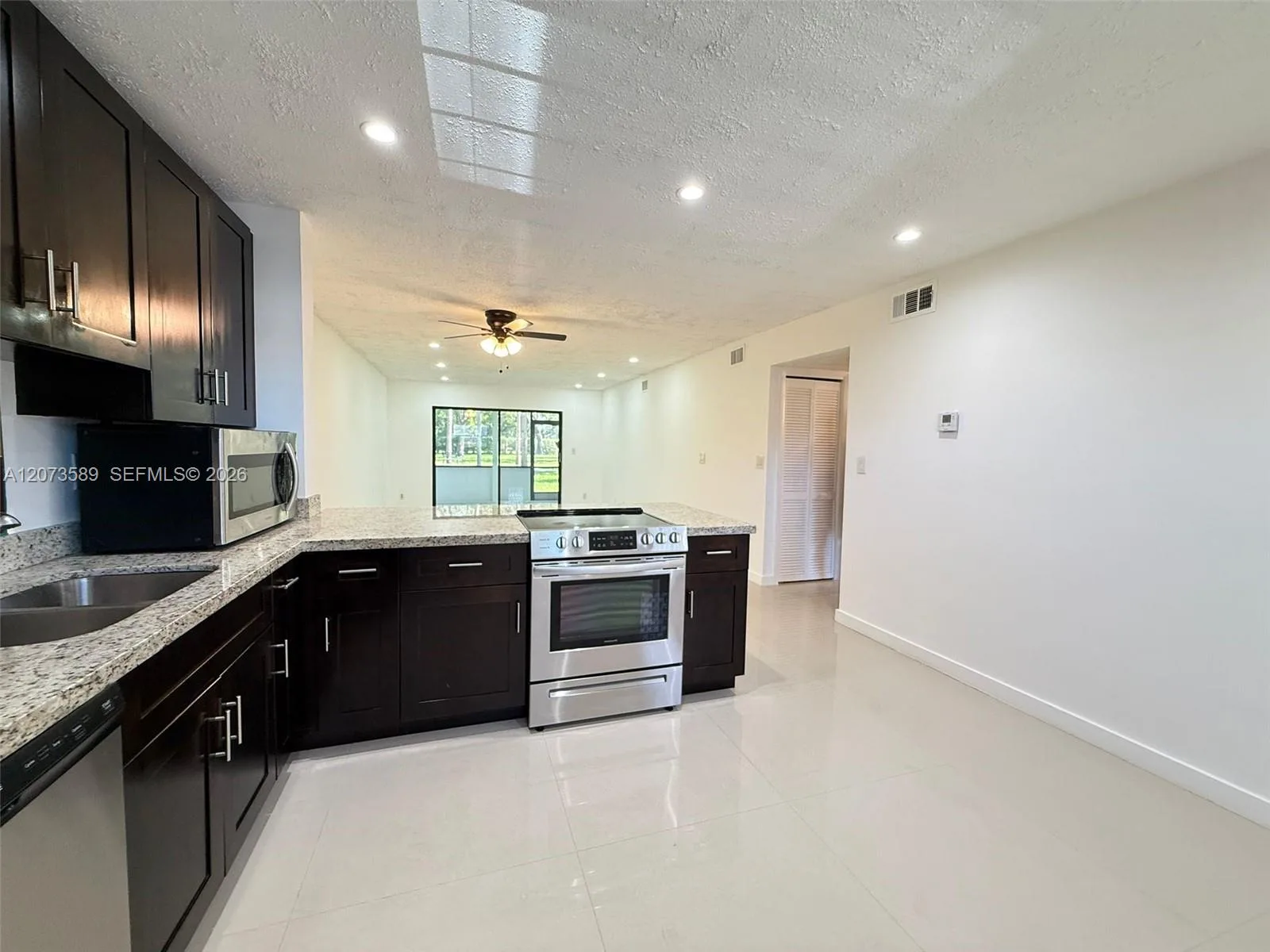 6095 N Sabal Palm Blvd # 103, Tamarac, FL 33319