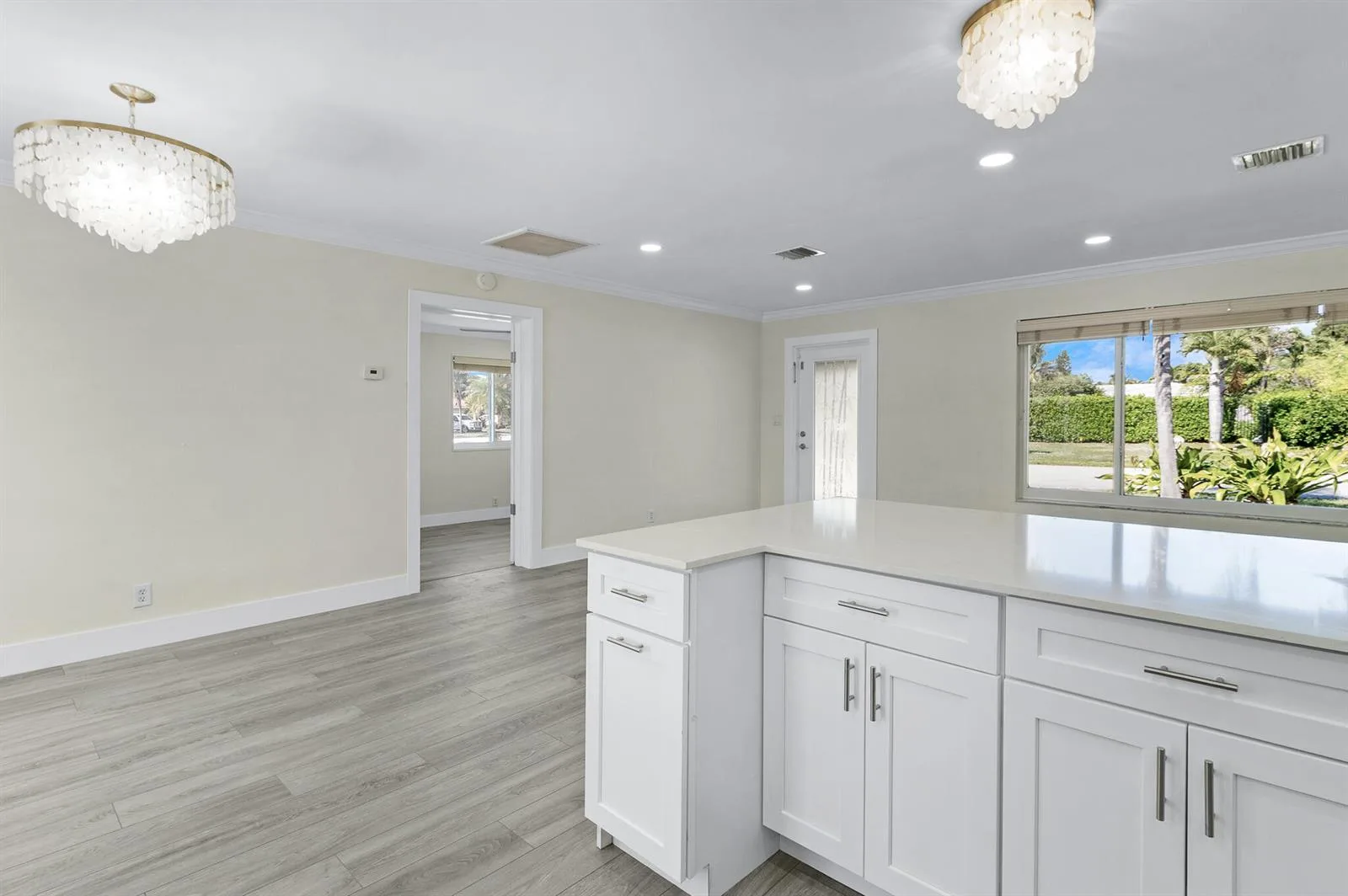 912 SE 8th Court, Deerfield Beach, FL 33441 photo 13