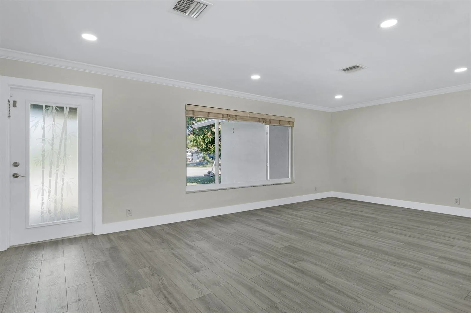 912 SE 8th Court, Deerfield Beach, FL 33441 photo 7