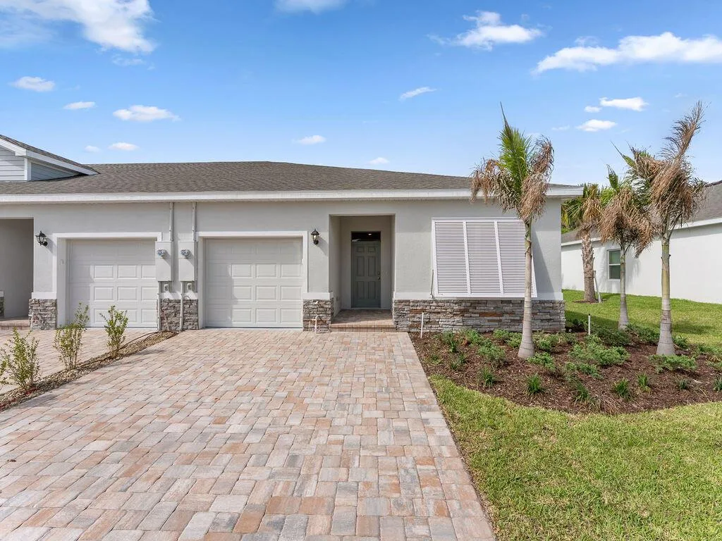 8947 Orchid Reserve Circle, Sebastian, FL 32958