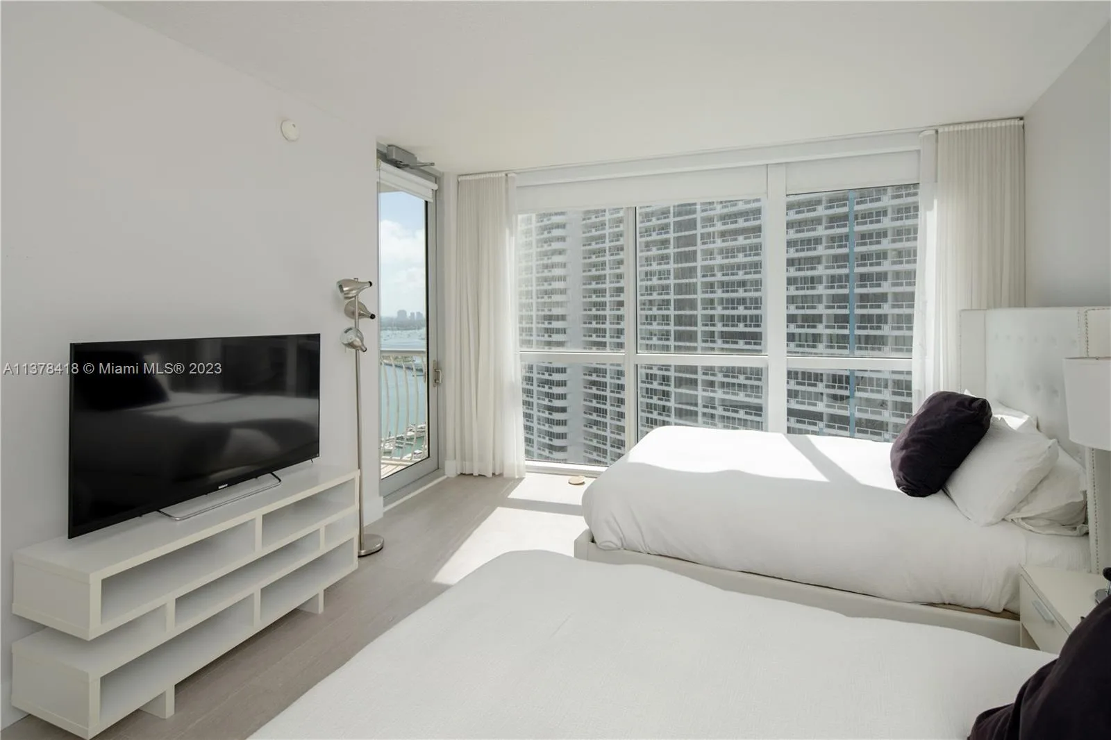 1750 N Bayshore Dr # 2602, Miami, FL 33132 photo 10