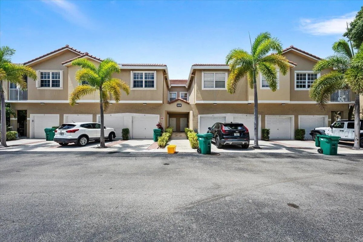 113 LIGHTHOUSE Circle # C, Tequesta, FL 33469