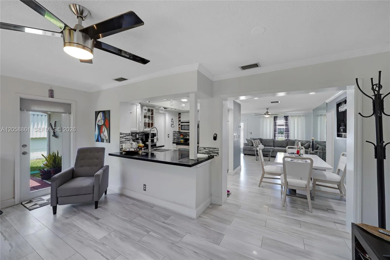 6708 NW 57th Ct, Tamarac, FL 33321 photo 11