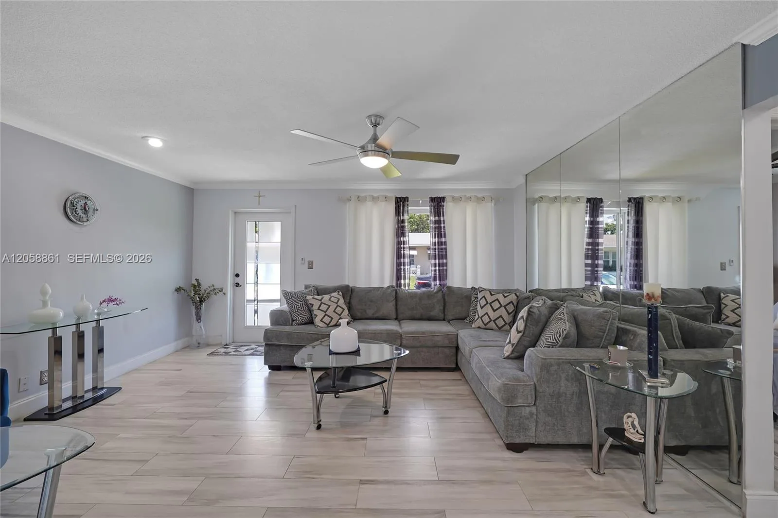 6708 NW 57th Ct, Tamarac, FL 33321 photo 4