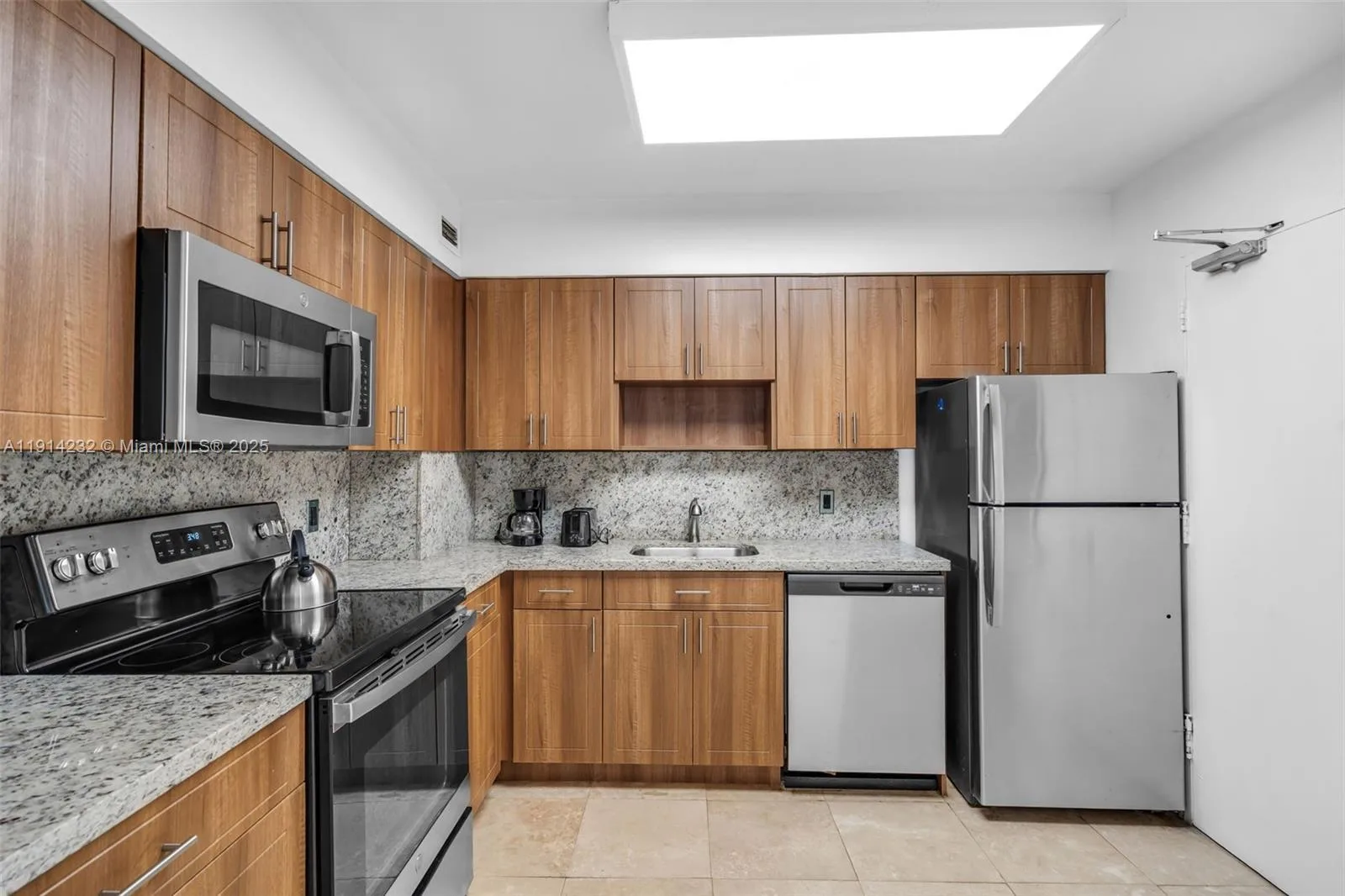 5101 Collins Ave # 12U, Miami Beach, FL 33140 photo 4