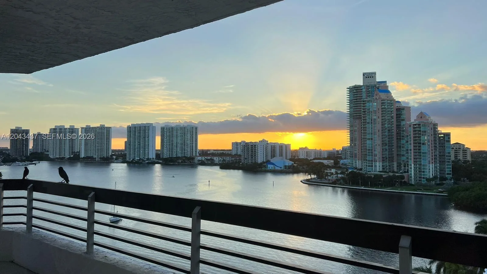 3600 Mystic Pointe Dr # 1401, Aventura, FL 33180 photo 2