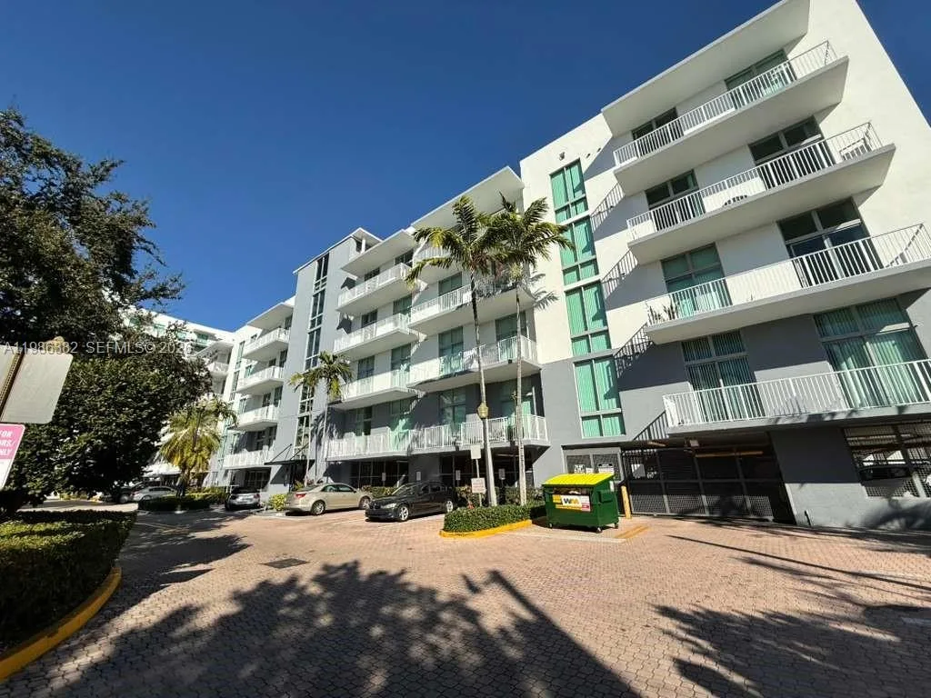 2100 Van Buren St # 501, Hollywood, FL 33020