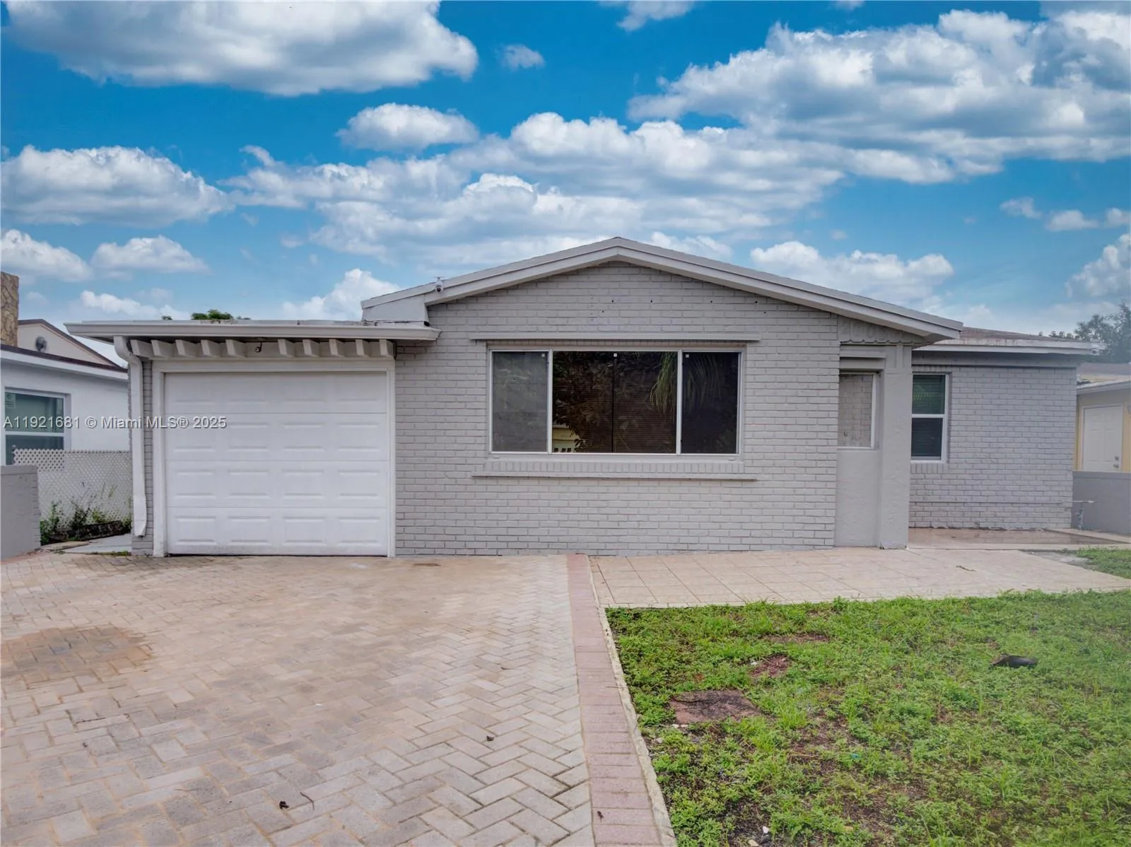 2703 Adams St, Hollywood, FL 33020 photo 2