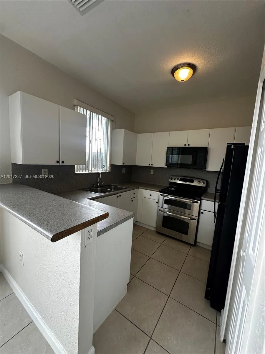 2812 SE 16th Ave # 121, Homestead, FL 33035 photo 4