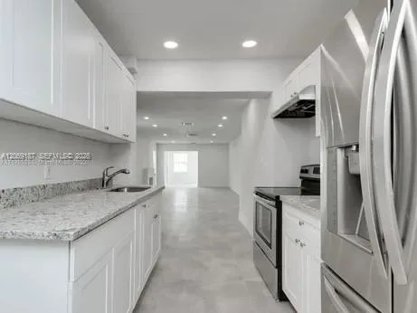 460 NW 82nd Ter, Miami, FL 33150 photo 4