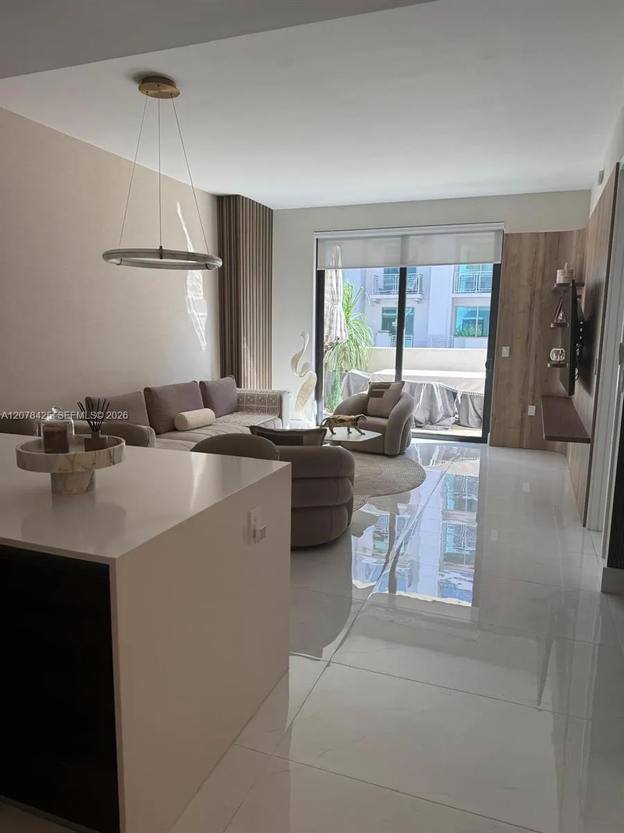 301 Altara Ave # 403, Coral Gables, FL 33146