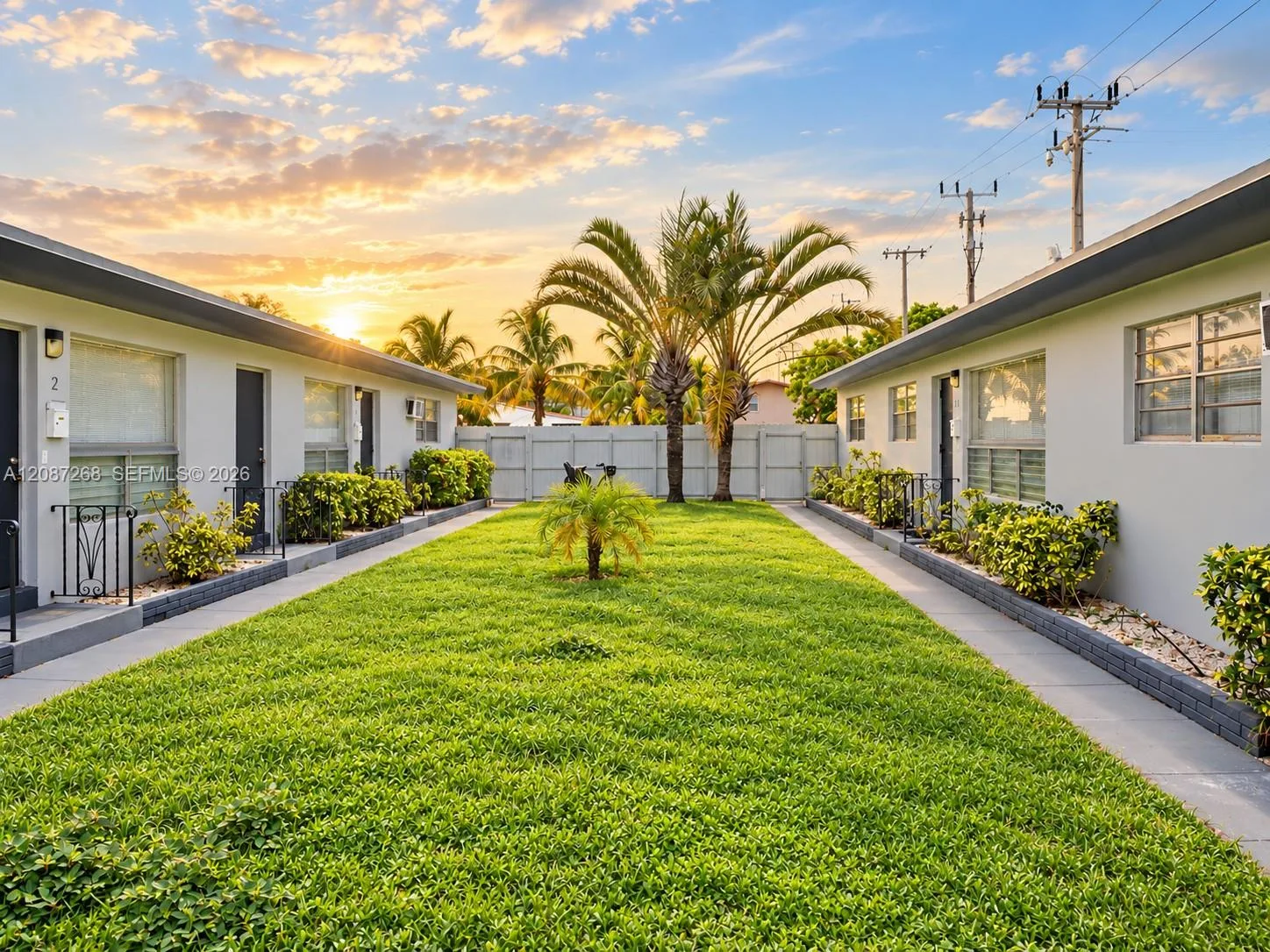 2206 Fillmore St # 8, Hollywood, FL 33020