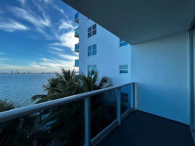 1900 S Treasure Dr # 3U, North Bay Village, FL 33141