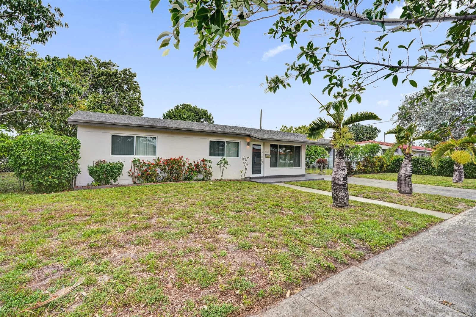 7200 W 14th Avenue, Hialeah, FL 33014 photo 3