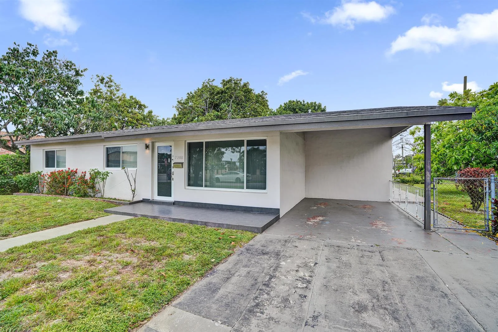 7200 W 14th Avenue, Hialeah, FL 33014 photo 4