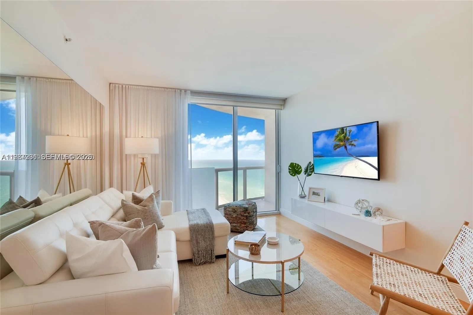 6365 Collins Ave # 2810, Miami Beach, FL 33141
