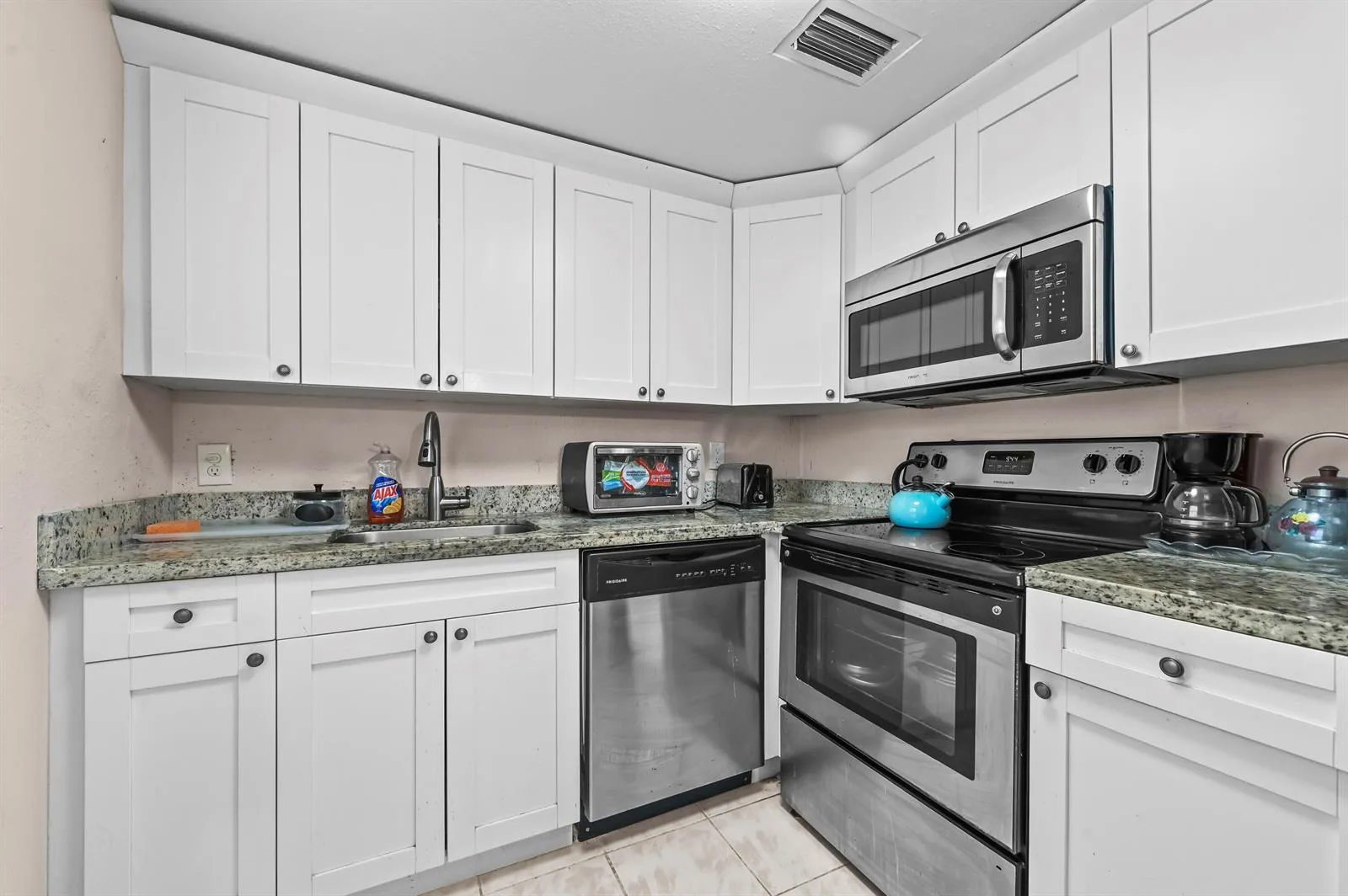 213 Brittany # E, Delray Beach, FL 33446 photo 12