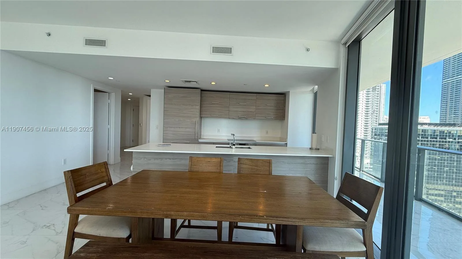 1300 S Miami Ave # 2005, Miami, FL 33130 photo 9