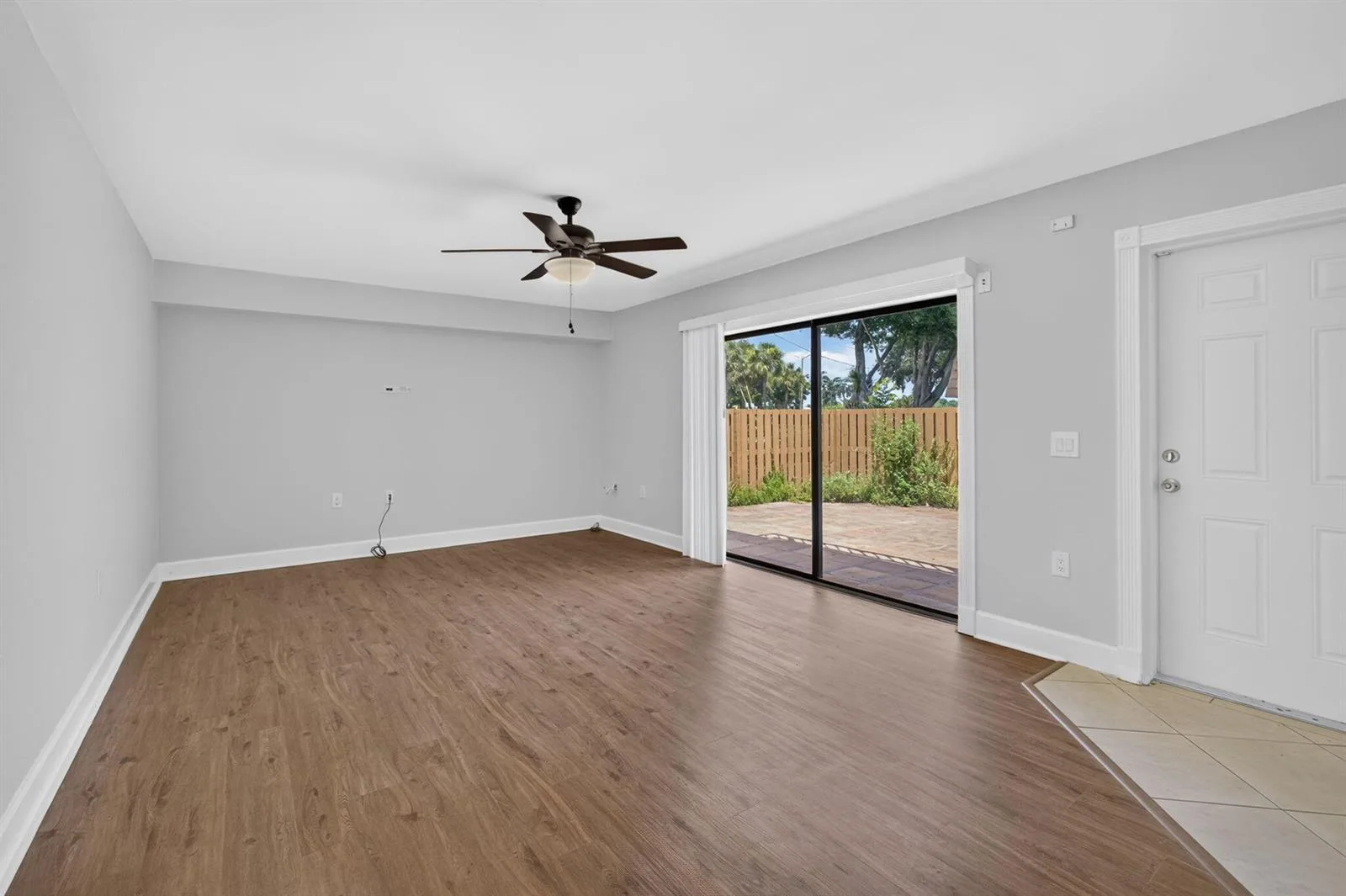 185 Charter Way, West Palm Beach, FL 33407 photo 10