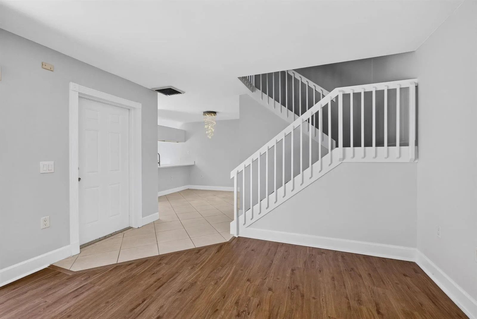 185 Charter Way, West Palm Beach, FL 33407 photo 12