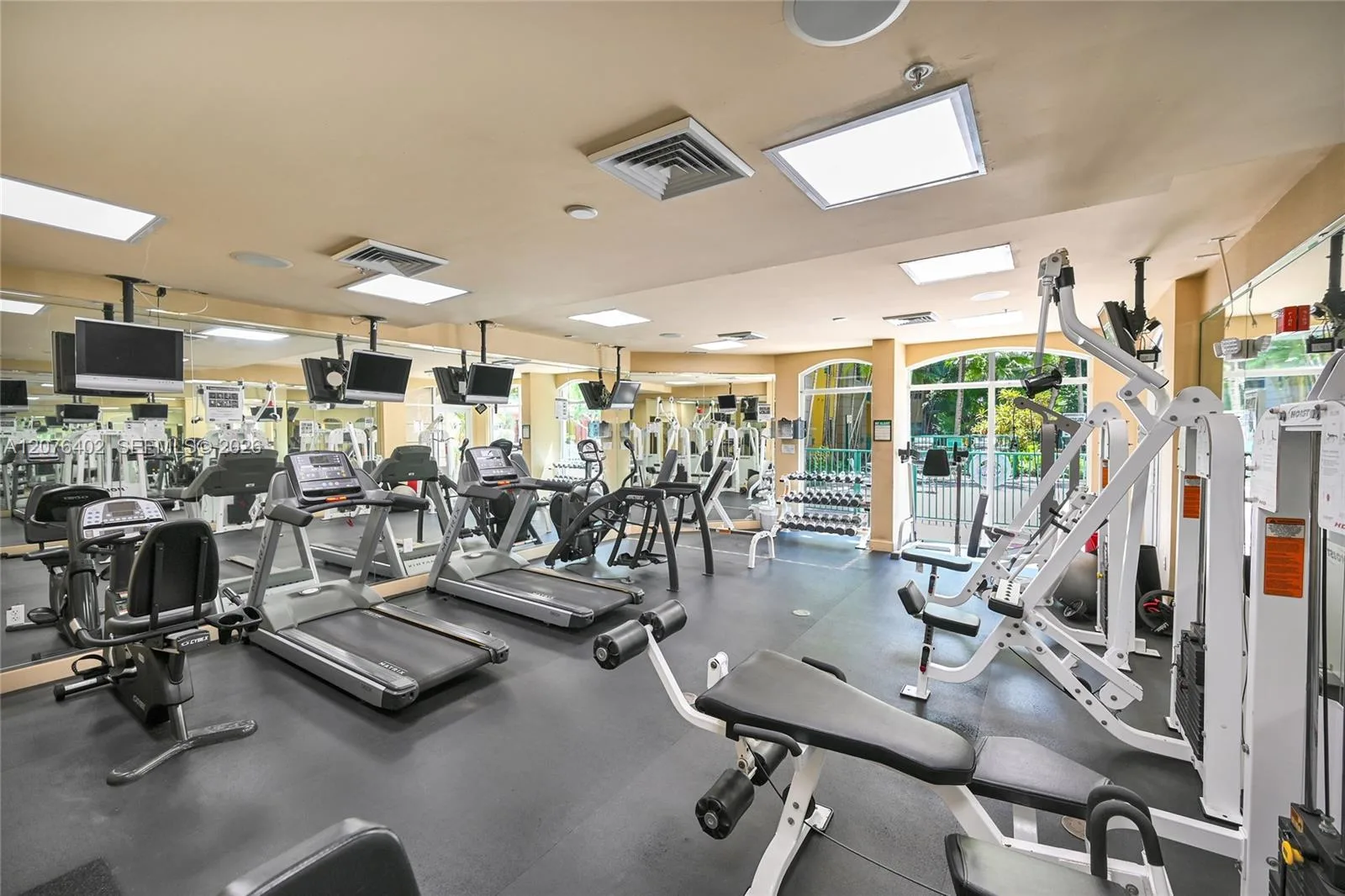 6001 SW 70th St # 512, South Miami, FL 33143 photo 3