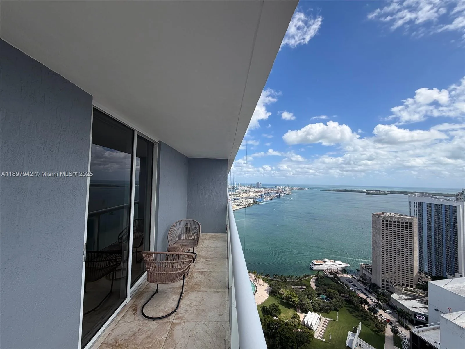 50 Biscayne Blvd # 5211, Miami, FL 33132