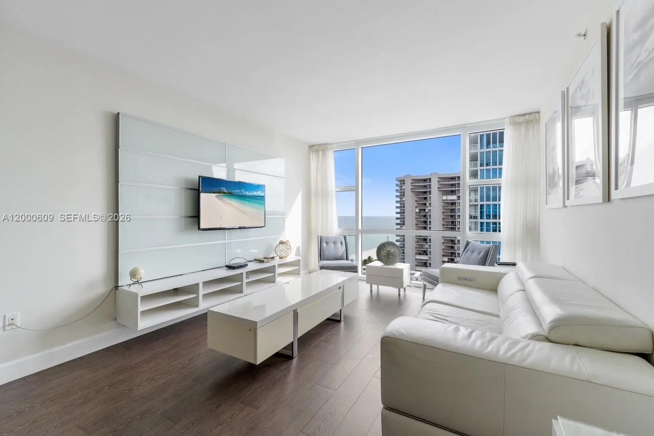 6801 Collins Ave # LPH10, Miami Beach, FL 33141 photo 2