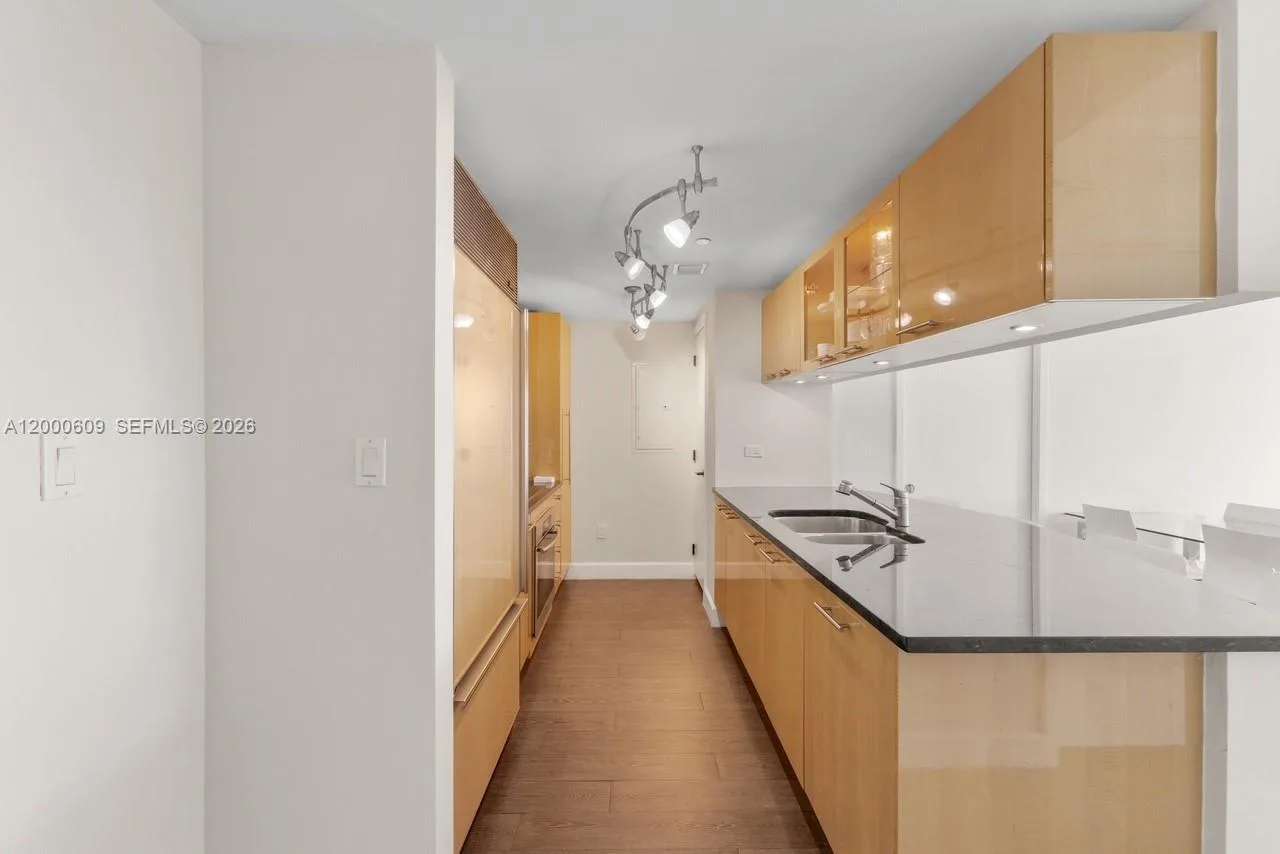 6801 Collins Ave # LPH10, Miami Beach, FL 33141 photo 5