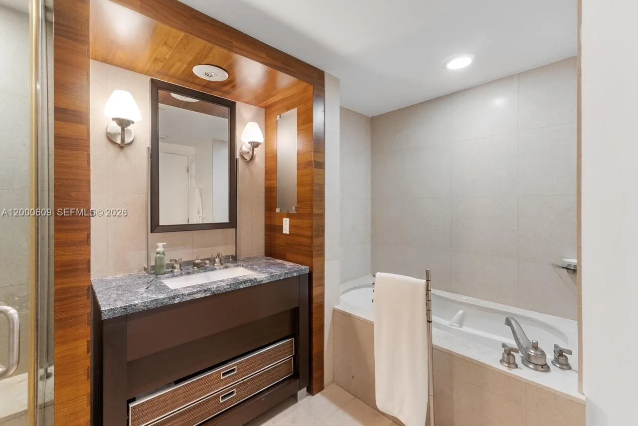 6801 Collins Ave # LPH10, Miami Beach, FL 33141 photo 8