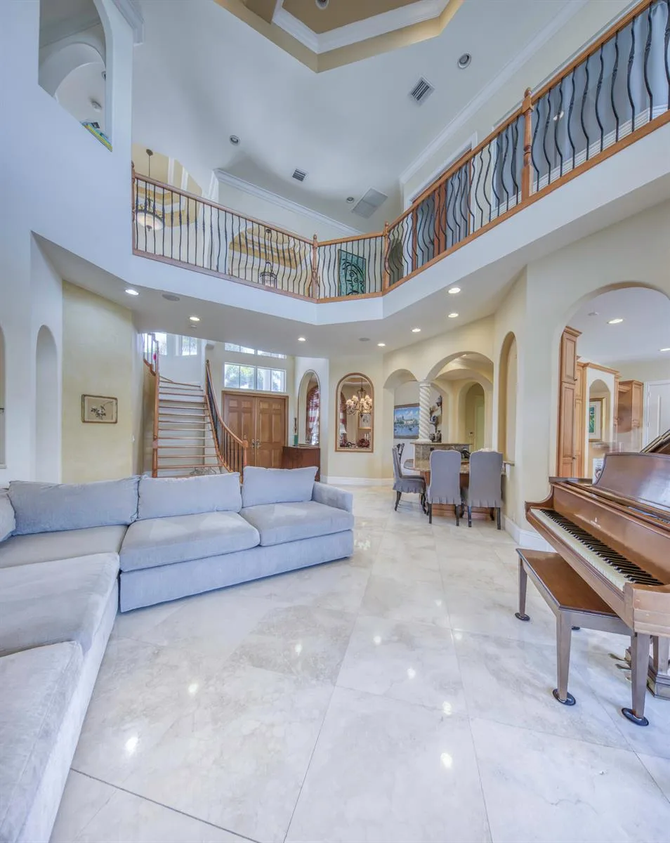 945 Cypress Drive, Delray Beach, FL 33483 photo 8