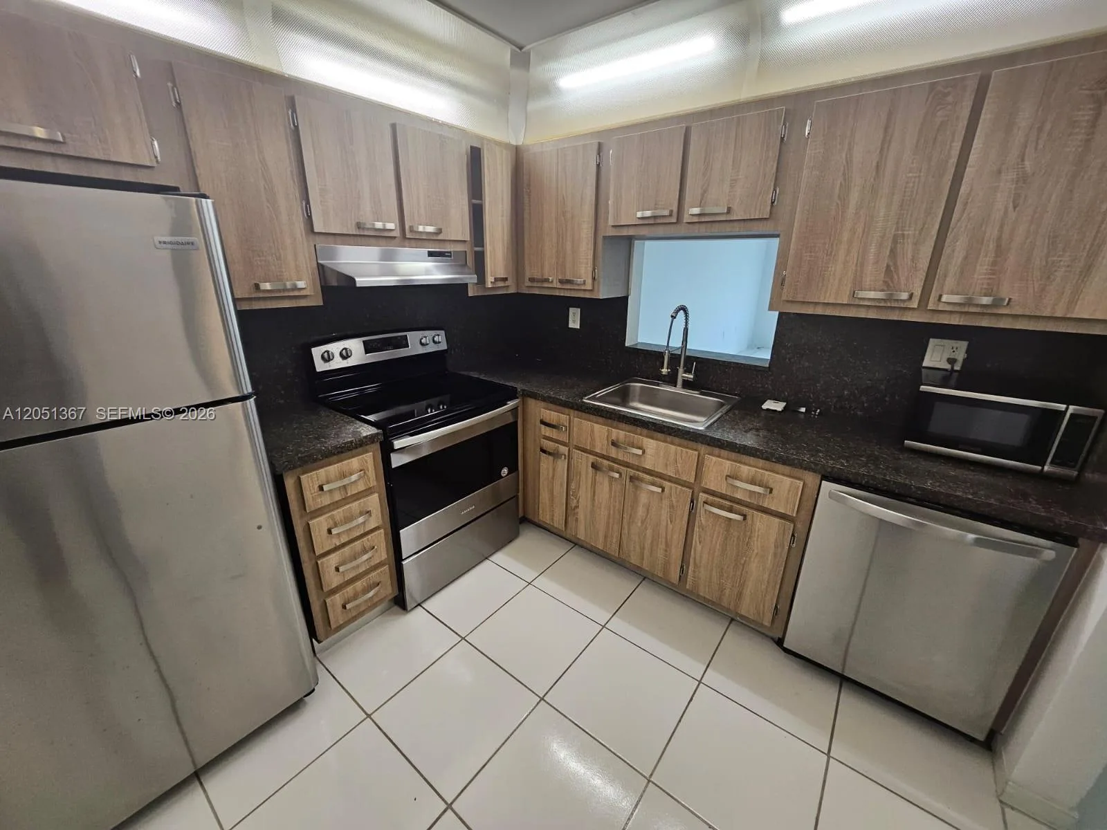 12035 NE 2nd Ave # A409, North Miami, FL 33161 photo 3