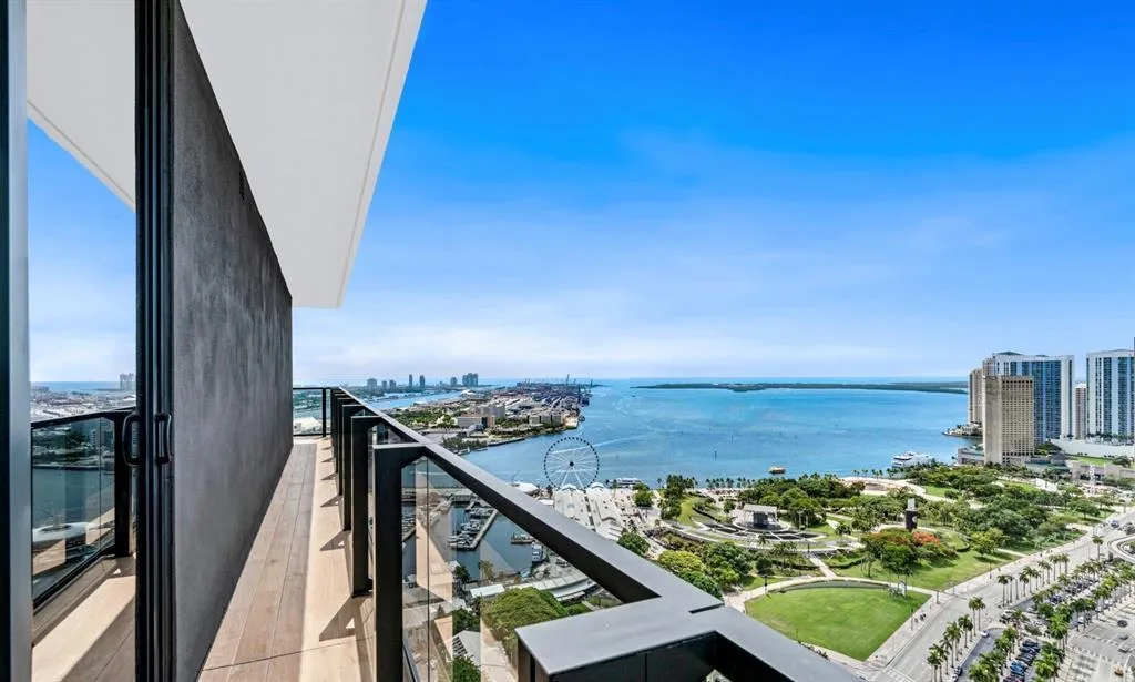 398 NE 5th Street # 4015, Miami, FL 33132