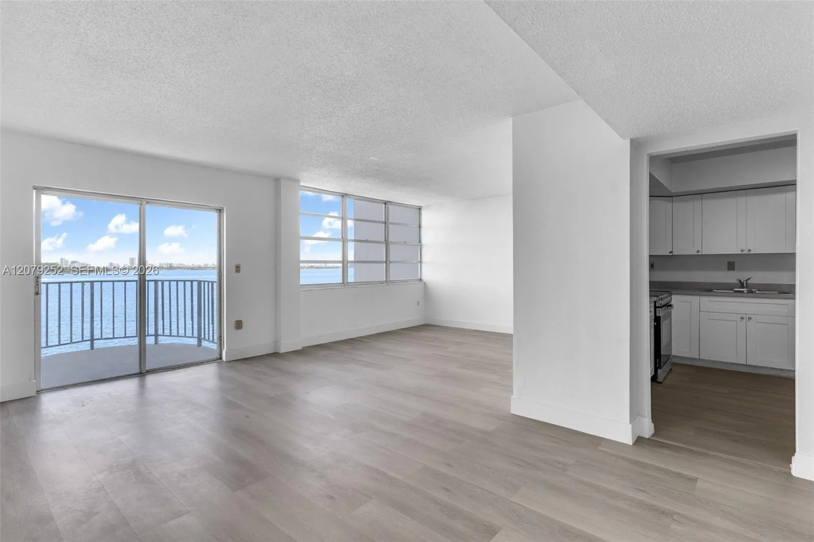 11930 N Bayshore Dr # 704, North Miami, FL 33181 photo 8