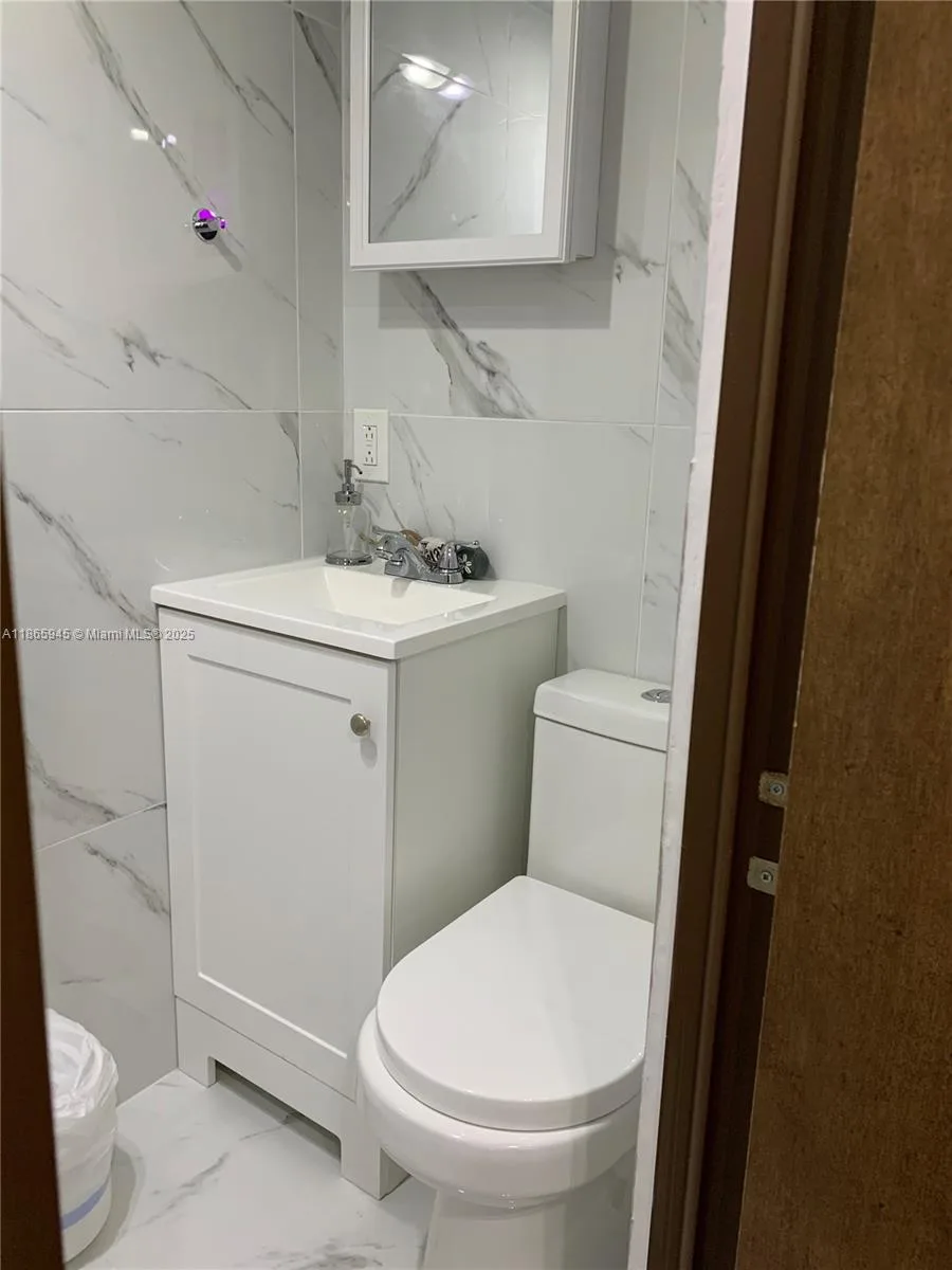 325 Calusa St #120, Key Largo, FL 33037 photo 13
