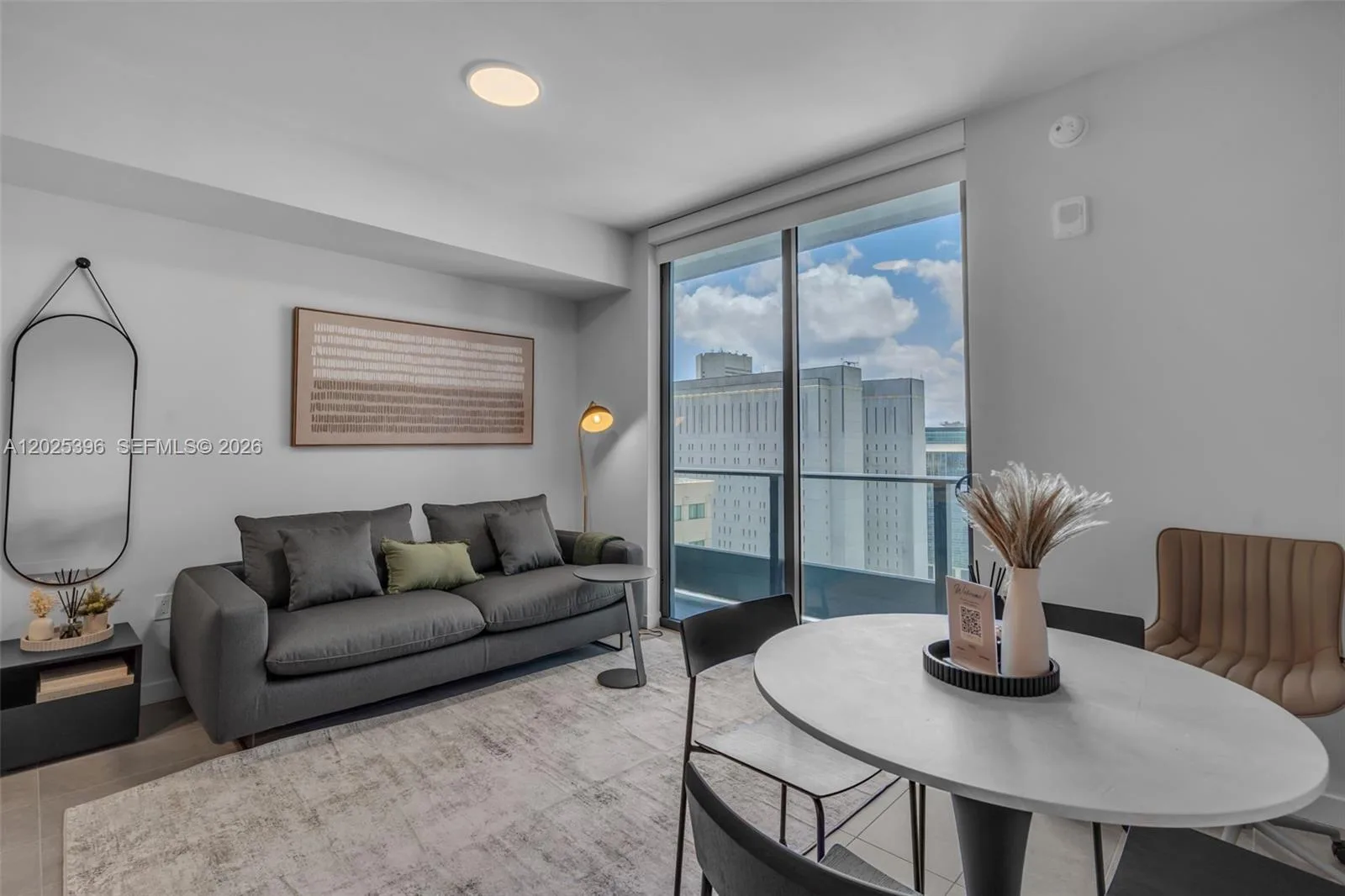 121 NE 5th St # 2107, Miami, FL 33132