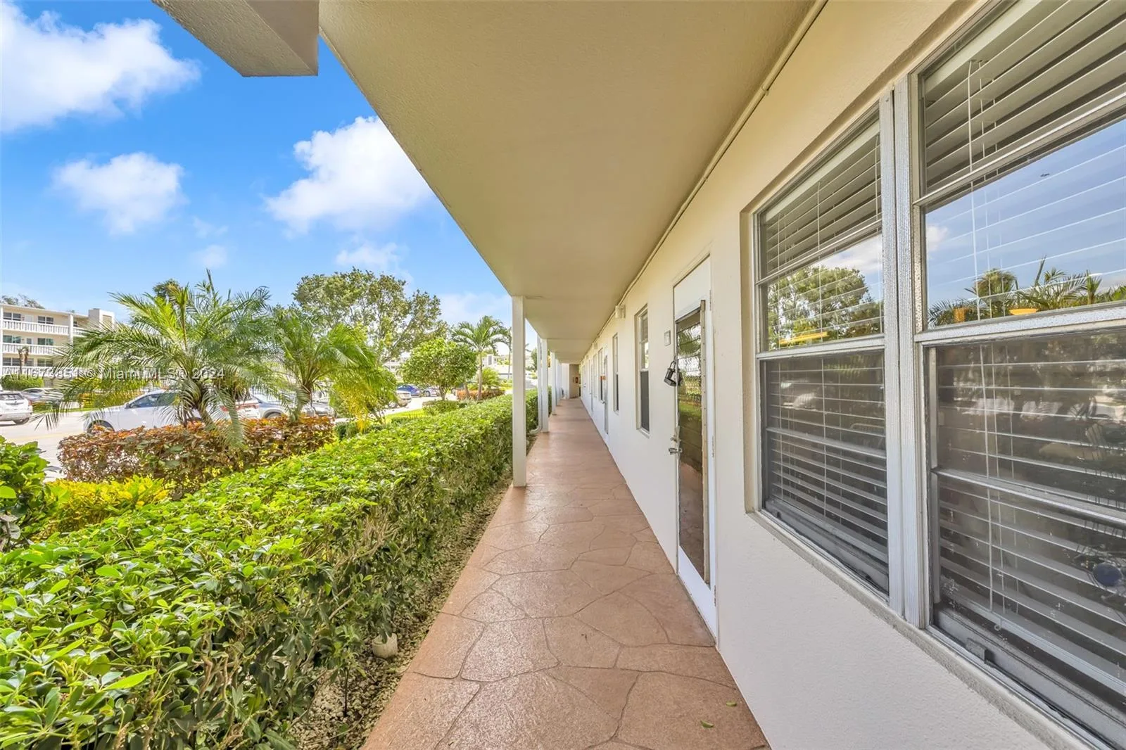 156 E Grantham  E # 156, Deerfield Beach, FL 33442 photo 11