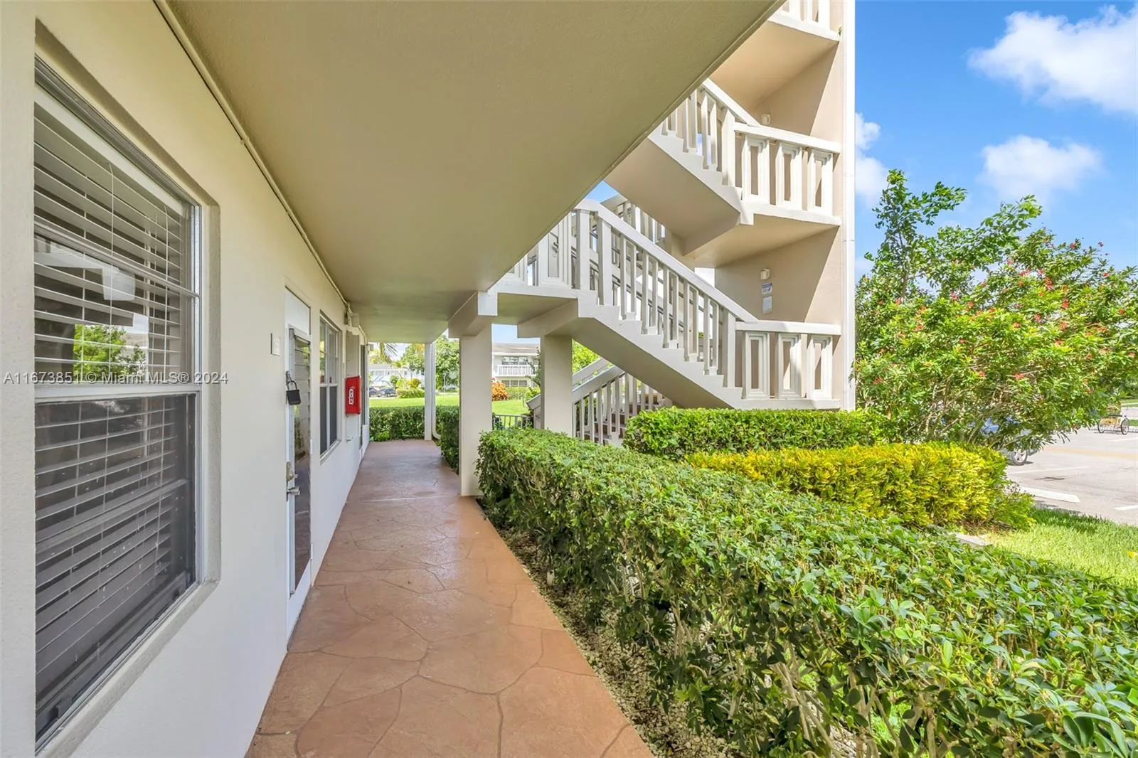 156 E Grantham  E # 156, Deerfield Beach, FL 33442 photo 12
