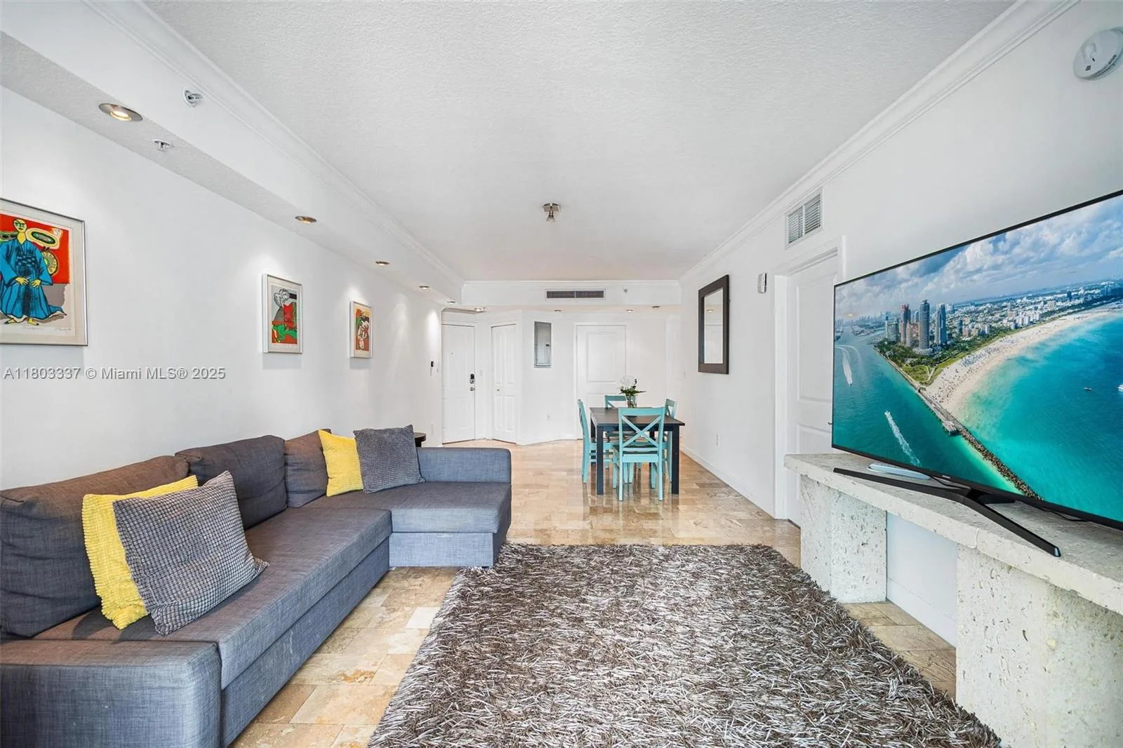 170 SE 14th St # 2805, Miami, FL 33131 photo 2
