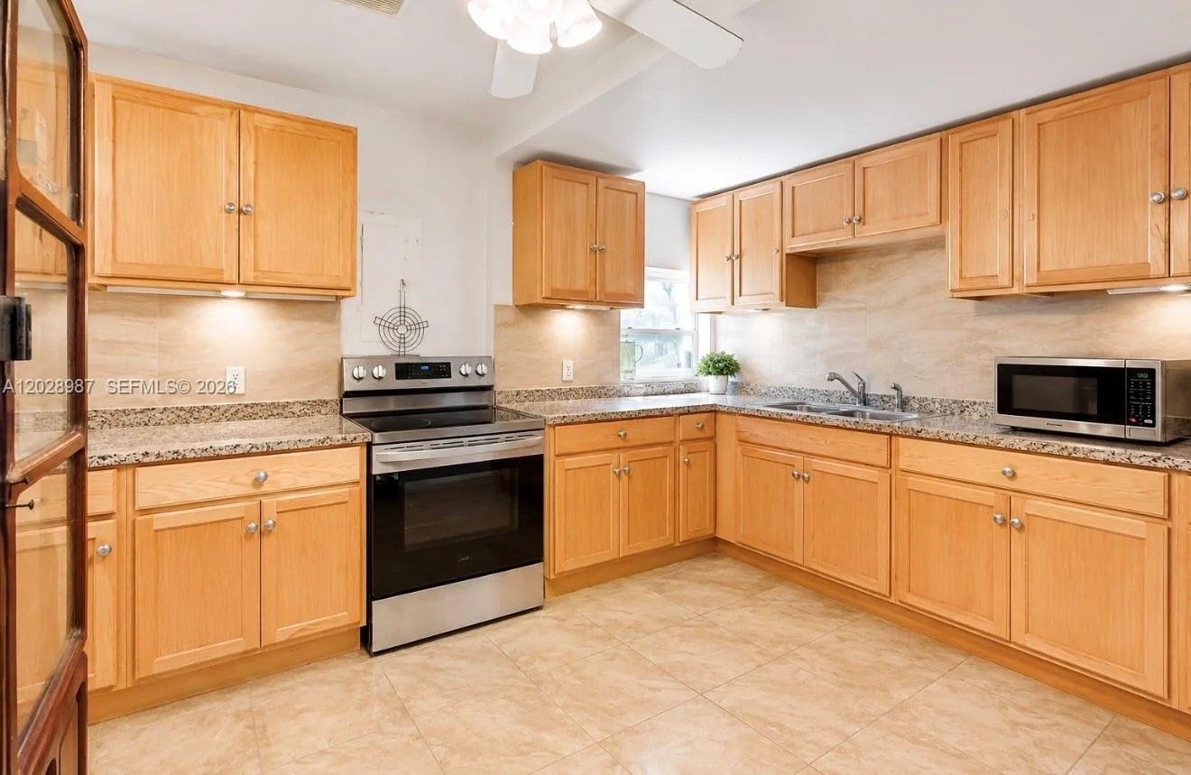 3315 NW 11th Ave, Miami, FL 33127 photo 5