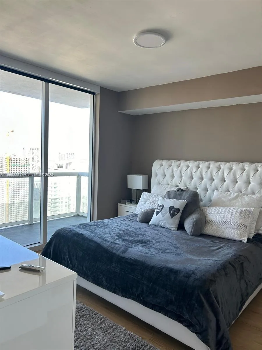 50 Biscayne Blvd # 4607, Miami, FL 33132 photo 3