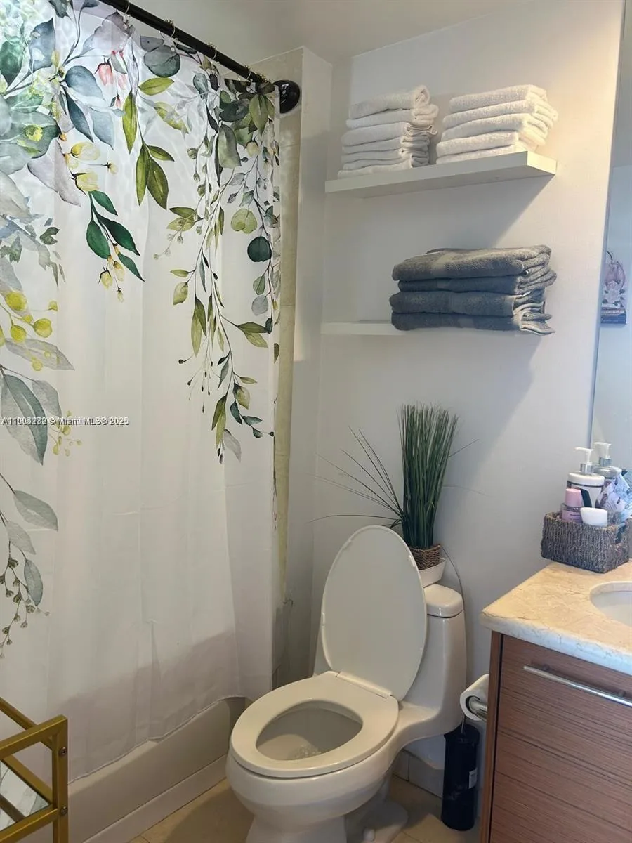 50 Biscayne Blvd # 4607, Miami, FL 33132 photo 6