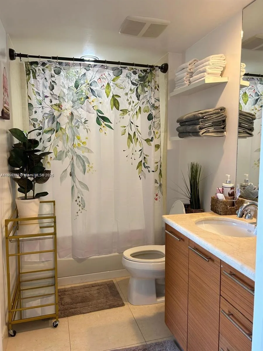50 Biscayne Blvd # 4607, Miami, FL 33132 photo 7