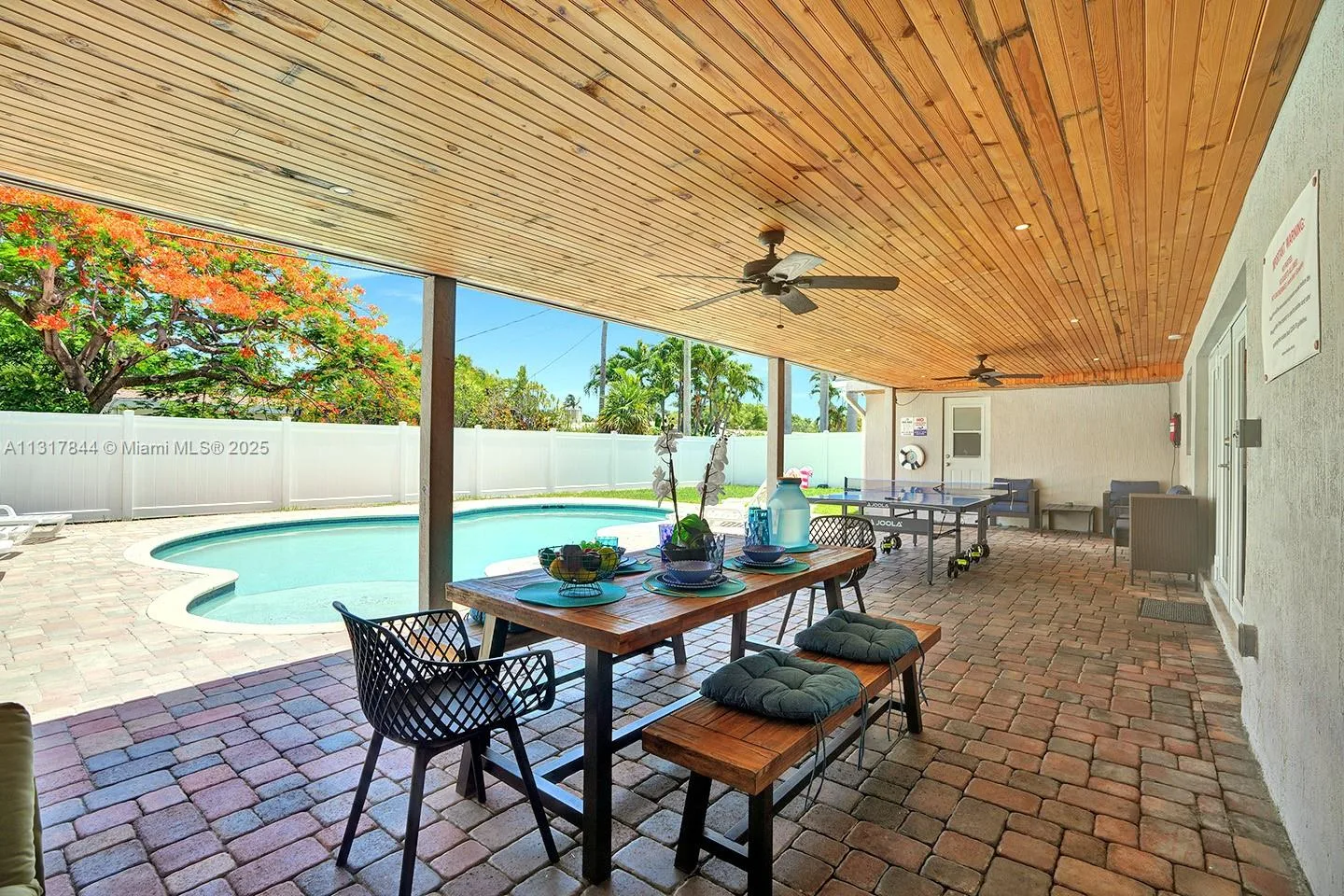 1301 Rodman St, Hollywood, FL 33019 photo 5