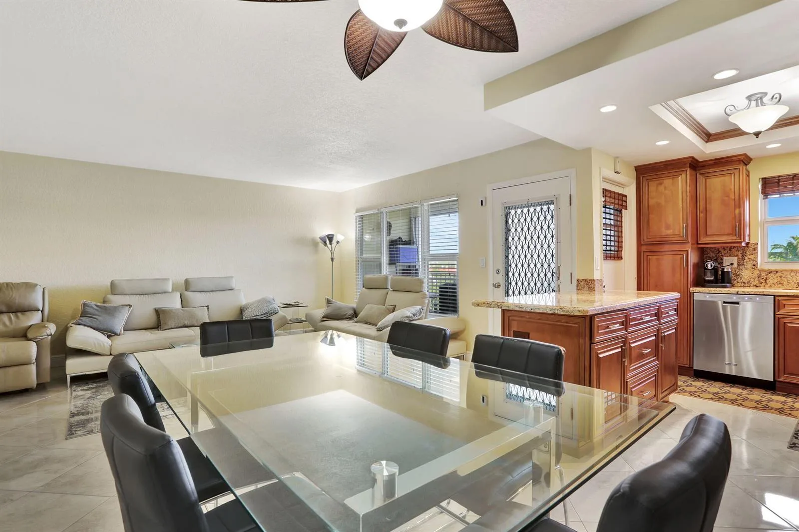806 SE 7th Street # 403, Deerfield Beach, FL 33441 photo 11